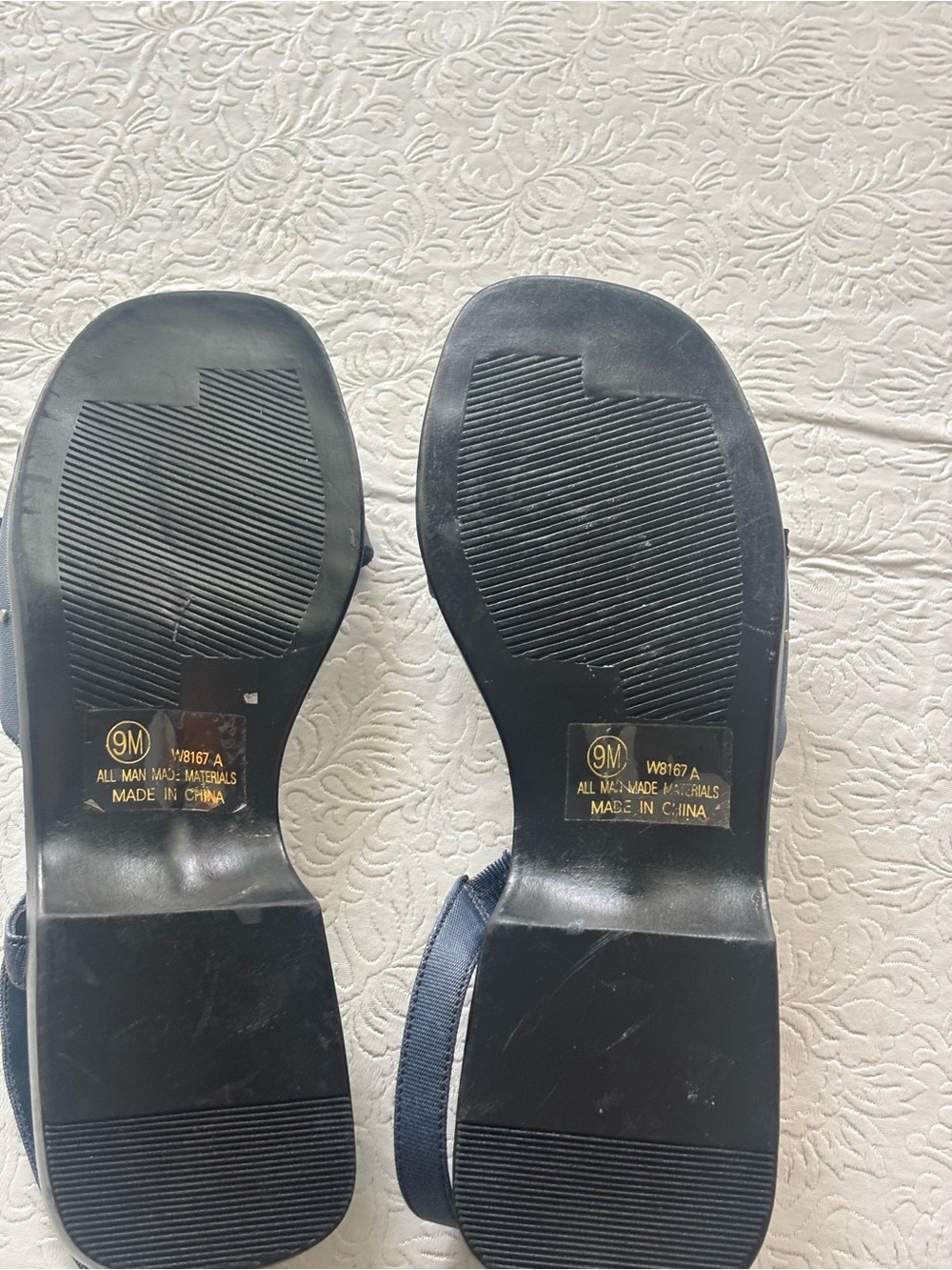 Vintage Allyson Whitmore Silver Elephant-Embellished Slingback Sandals, Size 9 - Picture 13 of 15